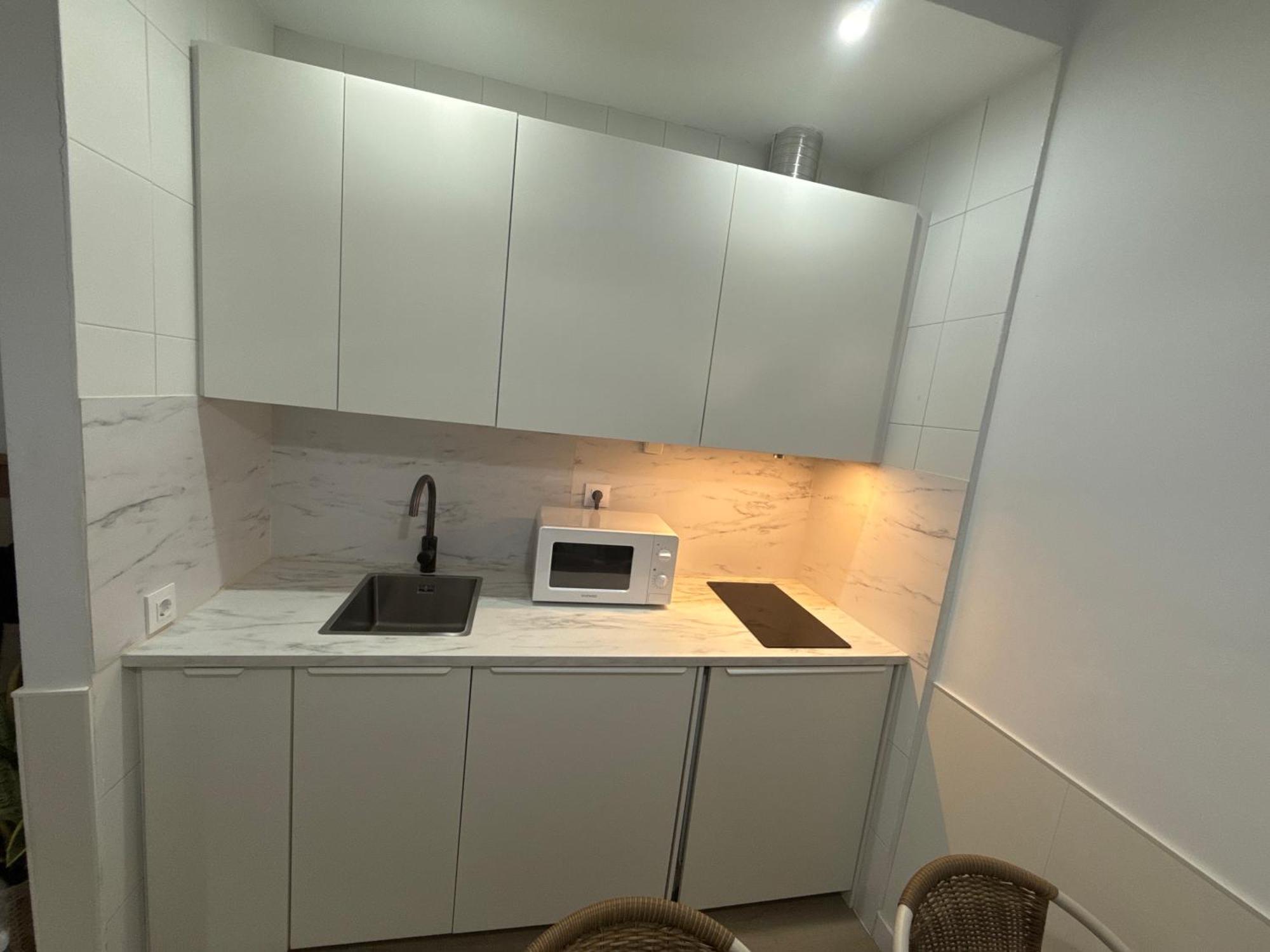 Pikis Center Sevilla Bagian luar foto